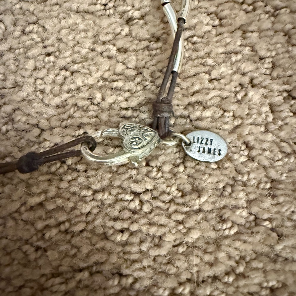 Lizzy James Silver Anklet with Heart Accent - Picture 5 of 6